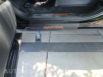 2025 Ford F-150 Raptor Crew Cab Short Bed - miniatura 24