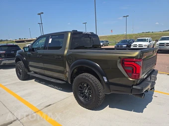 2025 Ford F-150 Raptor Crew Cab Short Bed - miniatura 6