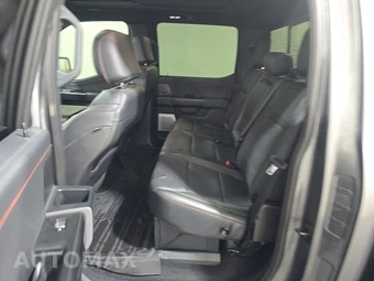 2025 Ford F-150 Raptor Crew Cab Short Bed - miniatura 13