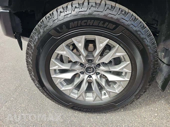 2025 Ford F-150 Raptor Crew Cab Short Bed - miniatura 21