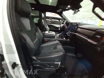 2025 Ford F-150 Raptor Crew Cab Short Bed - miniatura 18