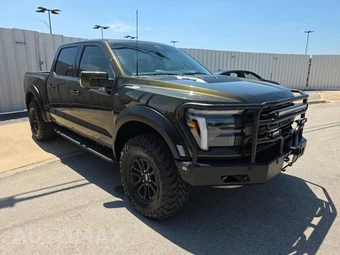 2025 Ford F-150 Raptor Crew Cab Short Bed - miniatura 3