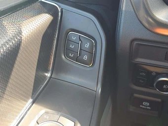 2025 Ford F-150 Raptor Crew Cab Short Bed - miniatura 29