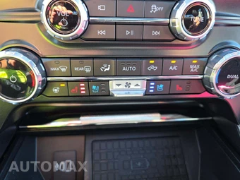 2025 Ford F-150 Raptor Crew Cab Short Bed - miniatura 28