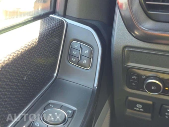 2025 Ford F-150 Raptor Crew Cab Short Bed - miniatura 29