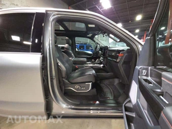 2025 Ford F-150 Raptor Crew Cab Short Bed - miniatura 18