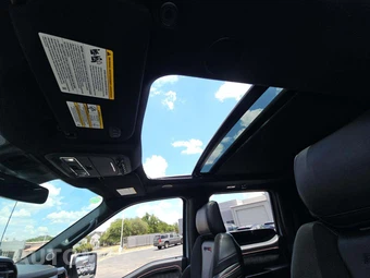 2025 Ford F-150 Raptor Crew Cab Short Bed - miniatura 11