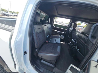 2025 Ford F-150 Raptor Crew Cab Short Bed - miniatura 16