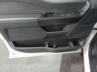 2025 Ford F-150 STX Crew Cab Short Bed - miniatura 9