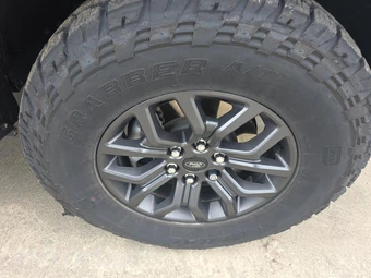 2025 Ford F-150 Tremor Crew Cab Short Bed - miniatura 9