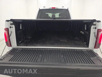 2025 Ford F-150 XLT Crew Cab Medium Bed - miniatura 16