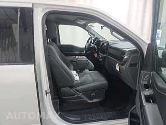 2025 Ford F-150 XLT Crew Cab Medium Bed - miniatura 8