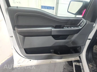 2025 Ford F-150 XLT Crew Cab Medium Bed - miniatura 9