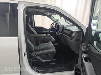 2025 Ford F-150 XLT Crew Cab Medium Bed - miniatura 8