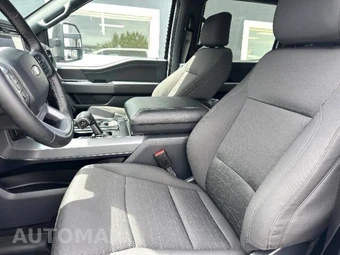 2025 Ford F-150 XLT Crew Cab Medium Bed - miniatura 9