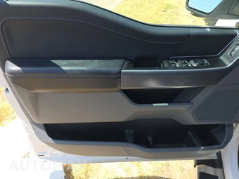 2025 Ford F-150 XLT Crew Cab Short Bed - miniatura 9