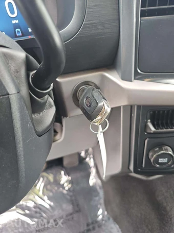 2025 Ford F-150 XLT Crew Cab Short Bed - miniatura 8