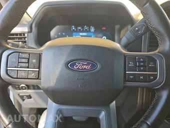 2025 Ford F-150 XLT Crew Cab Short Bed - miniatura 10
