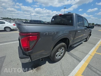 2025 Ford F-150 XLT Crew Cab Short Bed - miniatura 4