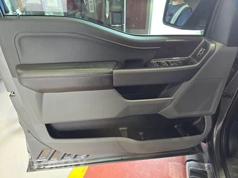 2025 Ford F-150 XLT Crew Cab Short Bed - miniatura 9