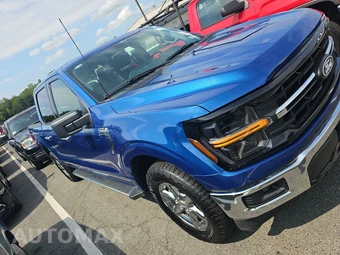 2025 Ford F-150 XLT Crew Cab Short Bed - miniatura 3