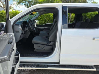 2025 Ford F-150 XLT Crew Cab Short Bed - miniatura 3