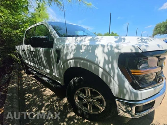 2025 Ford F-150 XLT Crew Cab Short Bed - miniatura 4