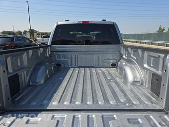 2025 Ford F-150 XLT Crew Cab Short Bed - miniatura 16