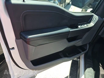 2025 Ford F-150 XLT Crew Cab Short Bed - miniatura 9
