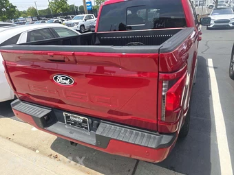 2025 Ford F-150 XLT Crew Cab Short Bed - miniatura 3