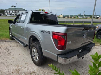 2025 Ford F-150 XLT Crew Cab Short Bed - miniatura 2