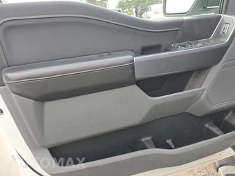 2025 Ford F-150 XLT Crew Cab Short Bed - miniatura 9
