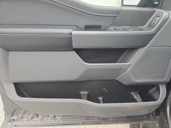 2025 Ford F-150 XLT Crew Cab Short Bed - miniatura 9