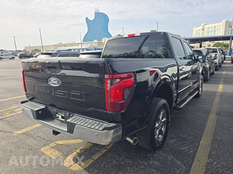 2025 Ford F-150 XLT Crew Cab Short Bed - miniatura 4