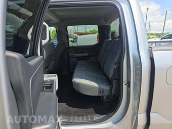2025 Ford F-150 XLT Crew Cab Short Bed - miniatura 10