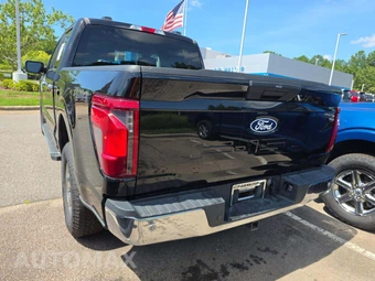 2025 Ford F-150 XLT Crew Cab Short Bed - miniatura 2
