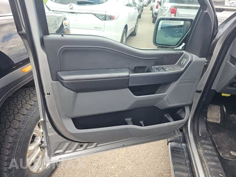 2025 Ford F-150 XLT Crew Cab Short Bed - miniatura 9