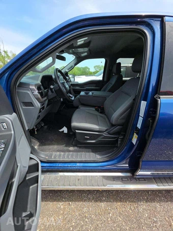 2025 Ford F-150 XLT Crew Cab Short Bed - miniatura 6