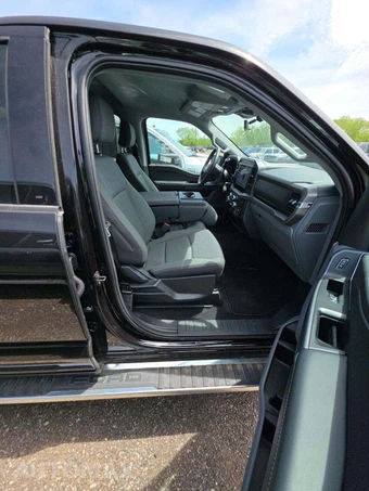 2025 Ford F-150 XLT Crew Cab Short Bed - miniatura 18