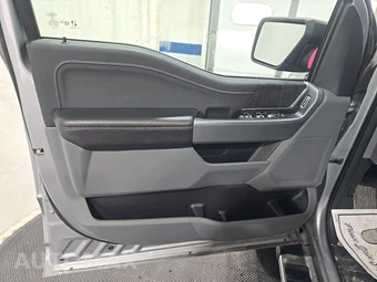 2025 Ford F-150 XLT Crew Cab Short Bed - miniatura 9