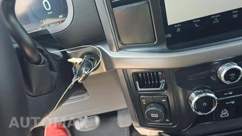 2025 Ford F-150 XLT Crew Cab Short Bed - miniatura 19