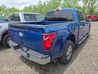 2025 Ford F-150 XLT Crew Cab Short Bed - miniatura 3