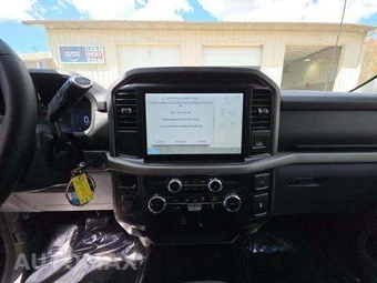 2025 Ford F-150 XLT Crew Cab Short Bed - miniatura 11