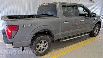 2025 Ford F-150 XLT Crew Cab Short Bed - miniatura 4