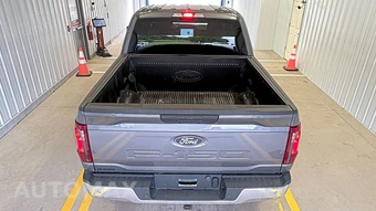 2025 Ford F-150 XLT Crew Cab Short Bed - miniatura 5