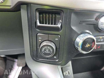 2025 Ford F-150 XLT Crew Cab Short Bed - miniatura 32