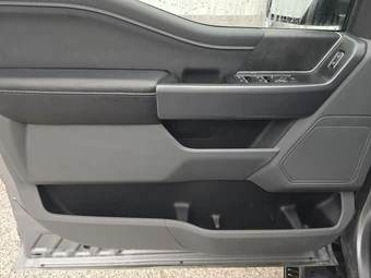 2025 Ford F-150 XLT Crew Cab Short Bed - miniatura 9