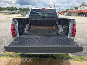 2025 Ford F-150 XLT Crew Cab Short Bed - miniatura 11
