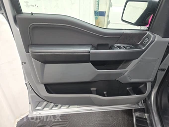 2025 Ford F-150 XLT Crew Cab Short Bed - miniatura 9