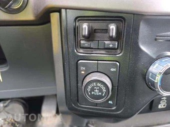 2025 Ford F-150 XLT Crew Cab Short Bed - miniatura 31
